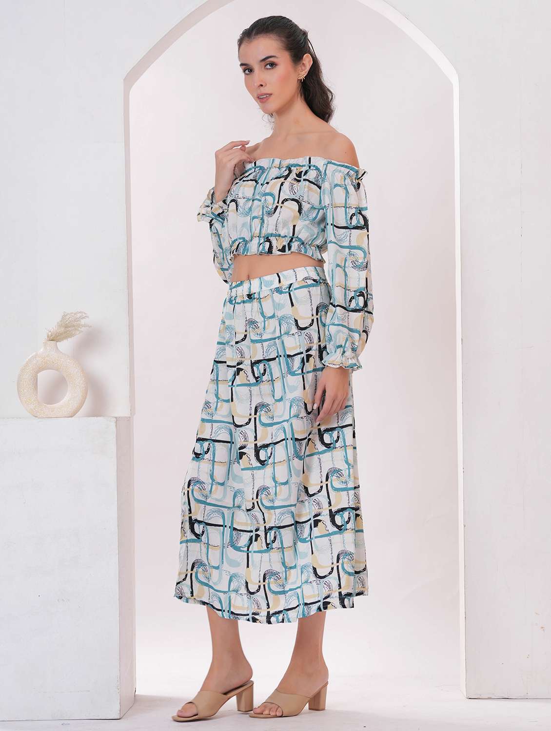 women printed top and skirt co-ord set - 22282991 -  Standard Image - 2