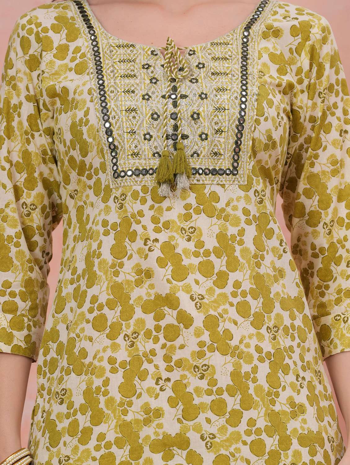 women printed kurta and pant with dupatta set - 22283041 -  Standard Image - 7