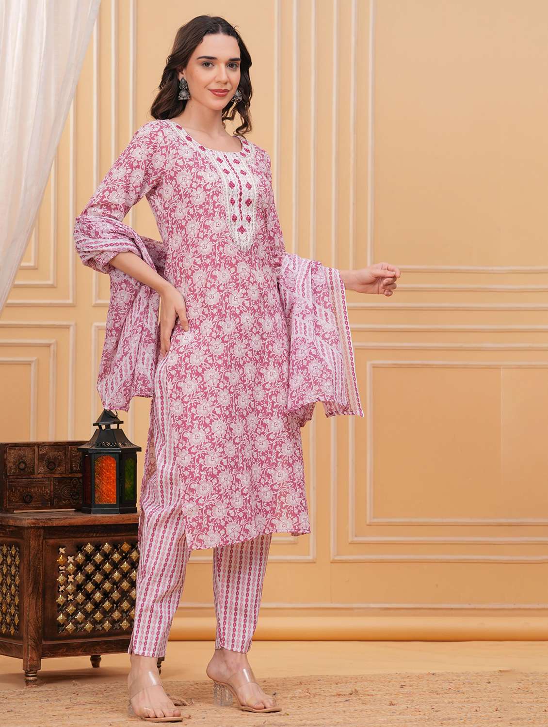 women printed kurta and pant with dupatta  - 22283057 -  Standard Image - 2