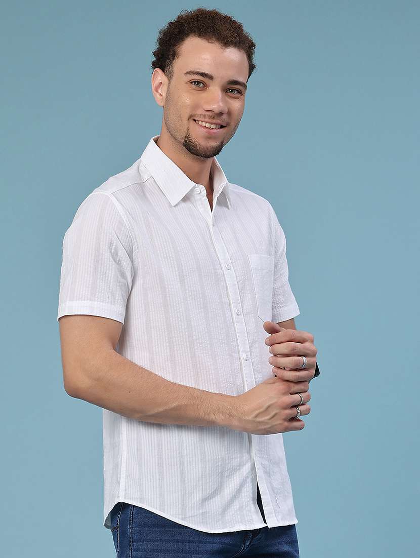 men textured short sleeve casual shirt - 22284785 -  Standard Image - 2