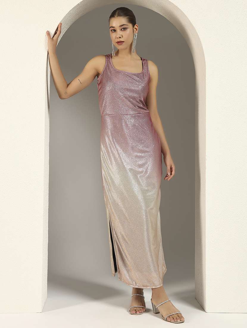 women self designed sleeveless bodycon dress