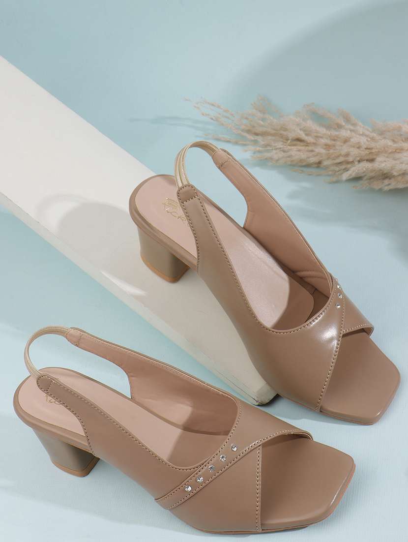 women solid back strap block heel sandal