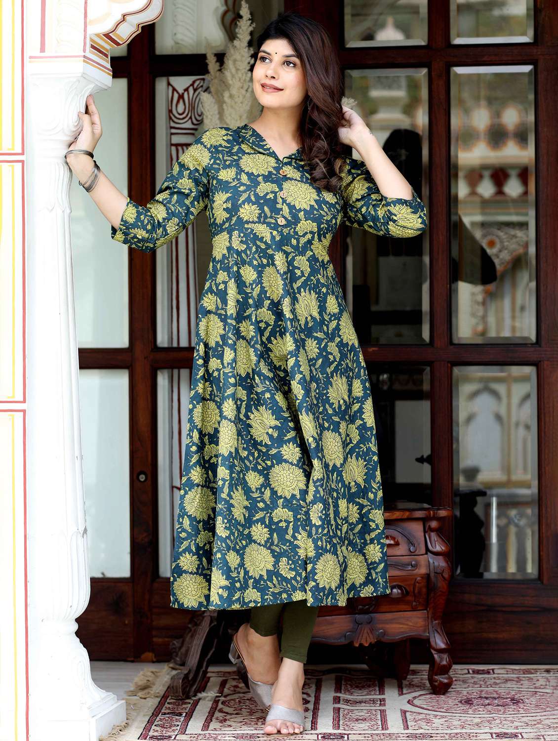women printed three quarter sleeve anarkali kurta - 22285511 -  Standard Image - 2