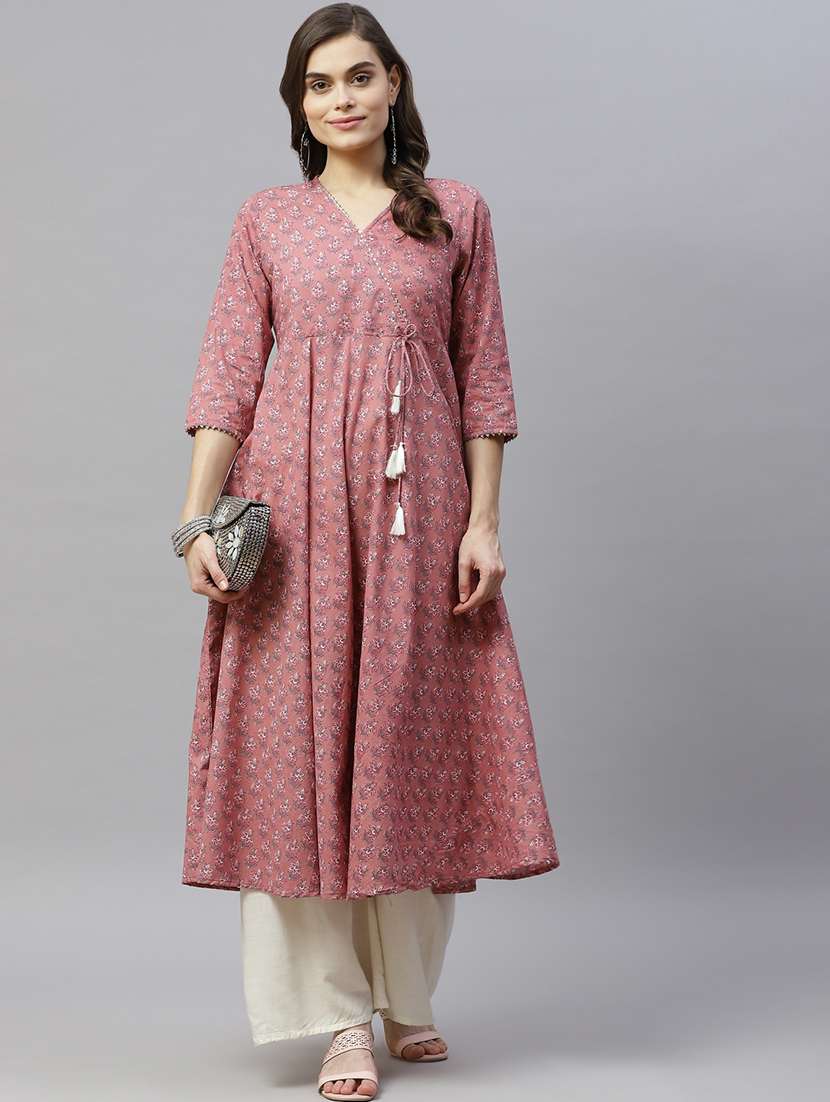women printed three quarter sleeve anarkali kurta