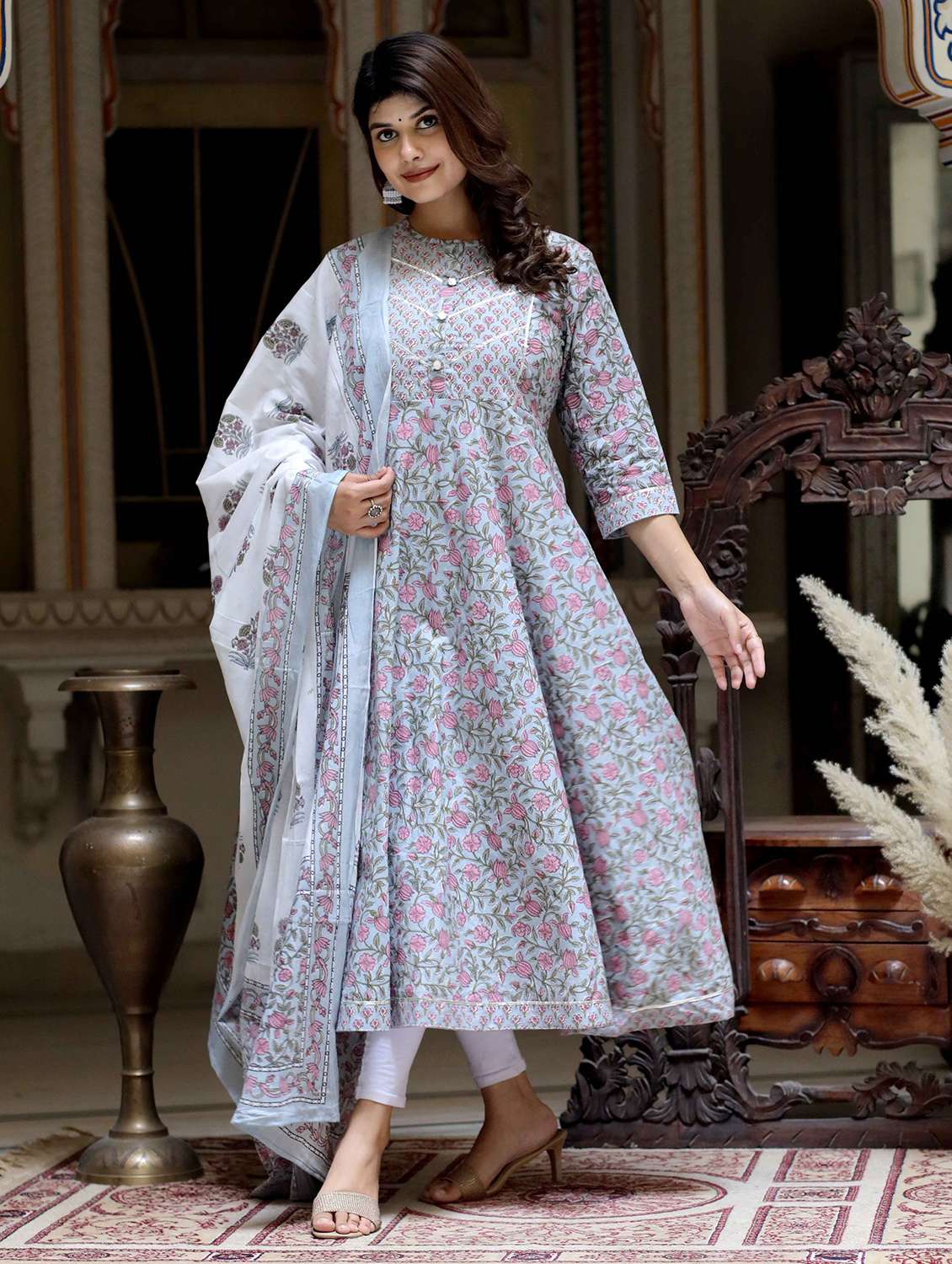 women printed three quarter sleeve kurta with dupatta set - 22285585 -  Standard Image - 2