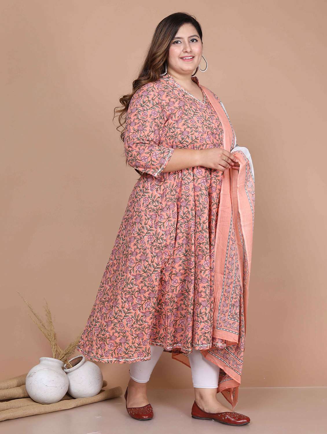 women plus size floral three quarter sleeve kurta with dupatta set - 22285655 -  Standard Image - 2