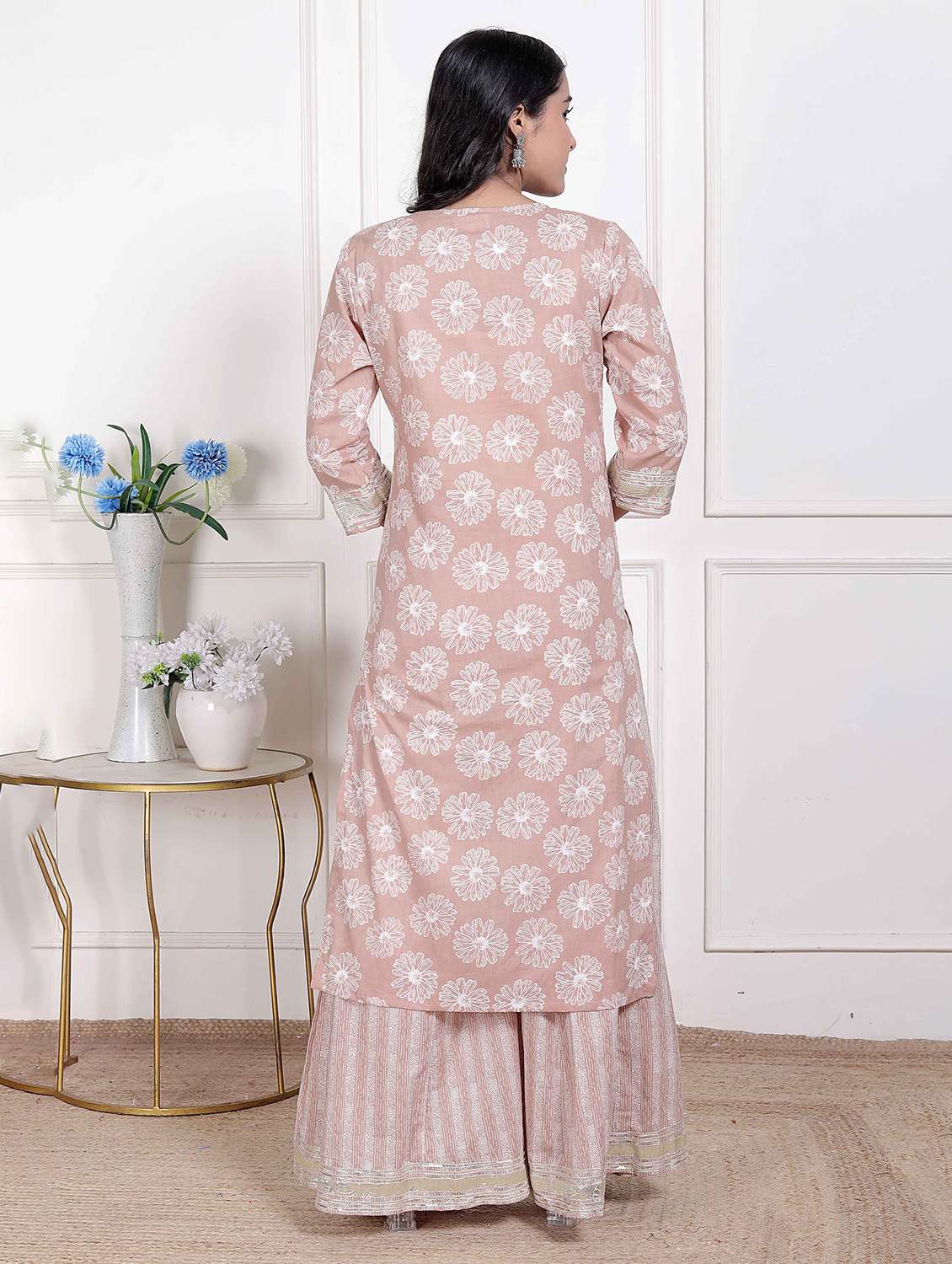 women floral three quarter sleeve kurta palazzo set - 22285670 -  Standard Image - 2