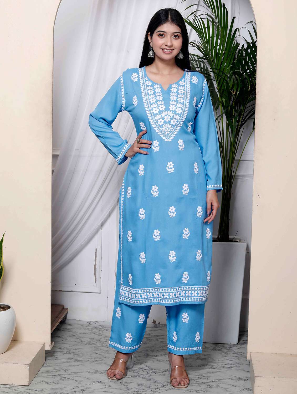 women solid with work long sleeve kurta pant set
