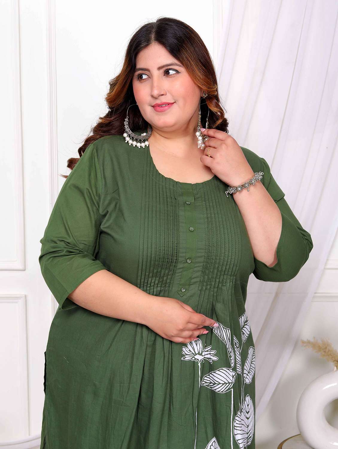 women plus size floral three quarter sleeve kurta pant set - 22285696 -  Standard Image - 2