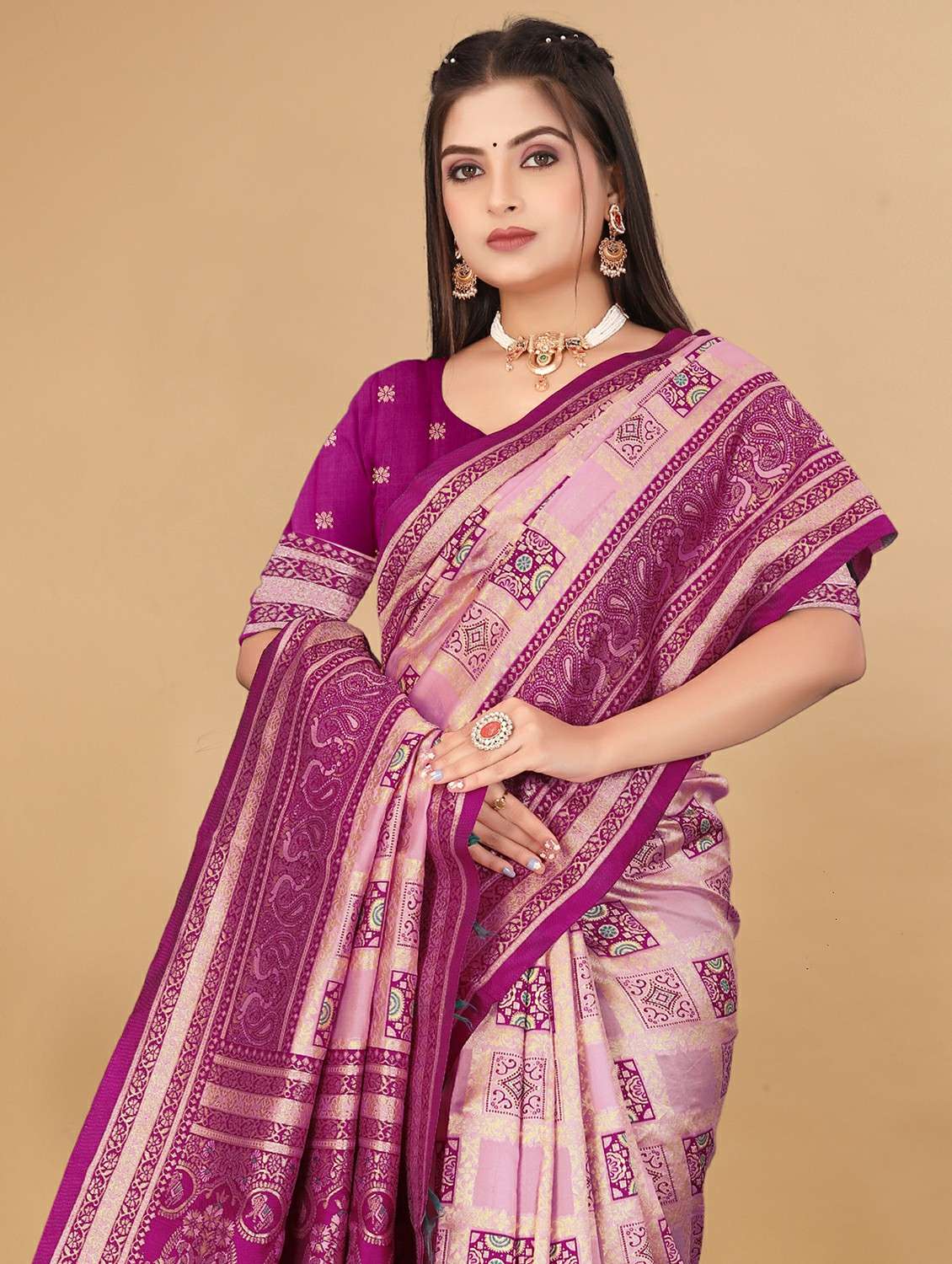 women self design banarasi saree with blouse - 22285911 -  Standard Image - 2