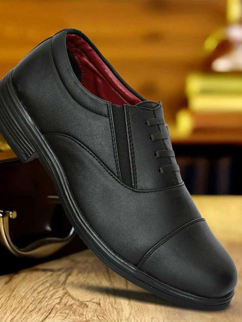 men black solid slip on oxford - 22285936 -  Standard Image - 2