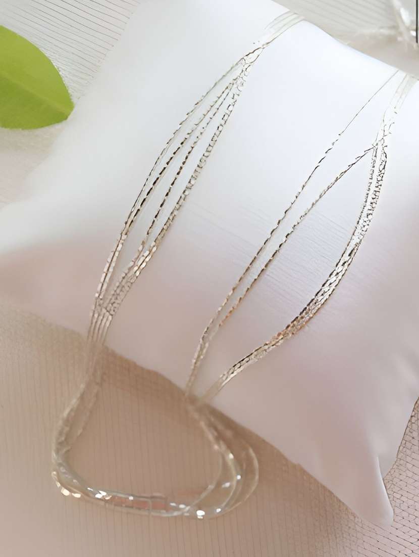 women silver layered necklace