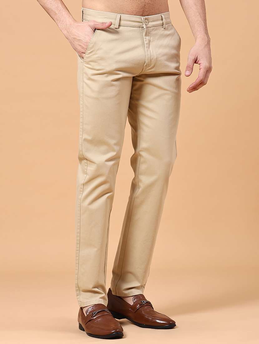 men solid mid rise chinos casual trouser