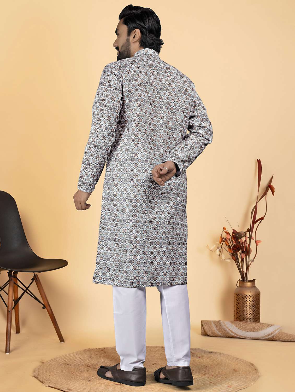 men printed mandarin neck long kurta - 22286441 -  Standard Image - 2