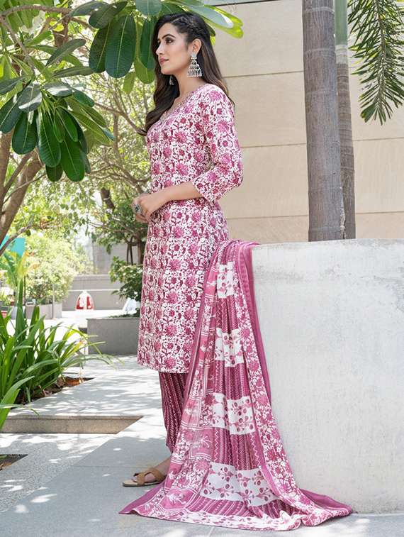 women printed three quarter sleeve kurta pant with dupatta set - 22286488 -  Standard Image - 2