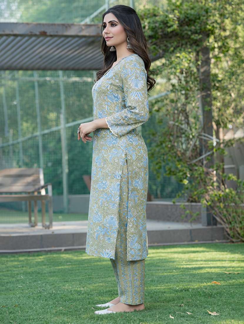 women printed three quarter sleeve kurta pant with dupatta set - 22286495 -  Standard Image - 2