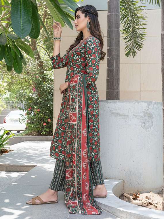 women printed three quarter sleeve kurta pant with dupatta set - 22286497 -  Standard Image - 2