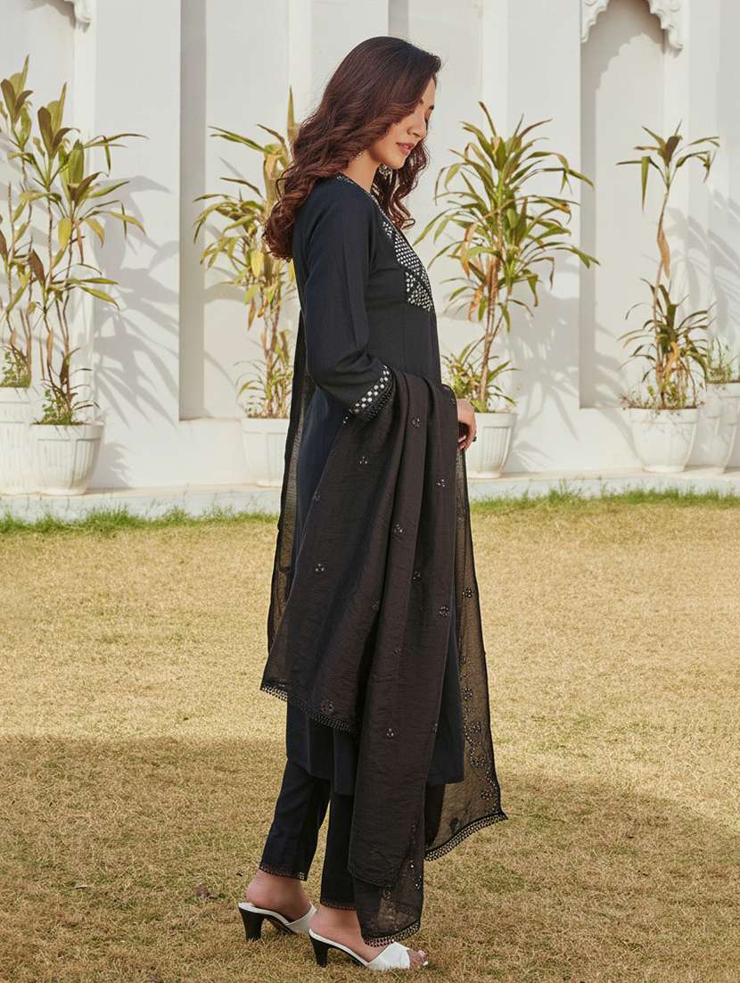 Women Solid With Work Three Quarter Sleeve Kurta Pant With Dupatta Set - 22286507 -  Standard Image - 2