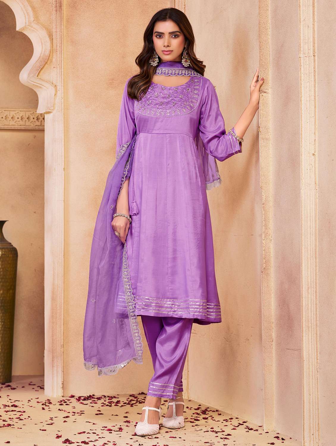 women solid with work three quarter sleeve kurta pant with dupatta set