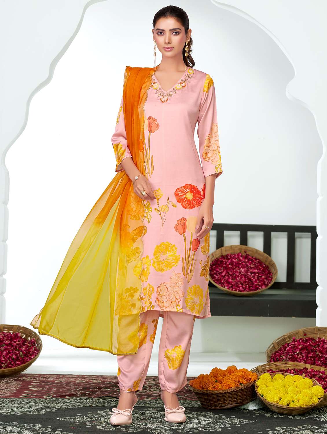 women floral three quarter sleeve kurta pant with dupatta set