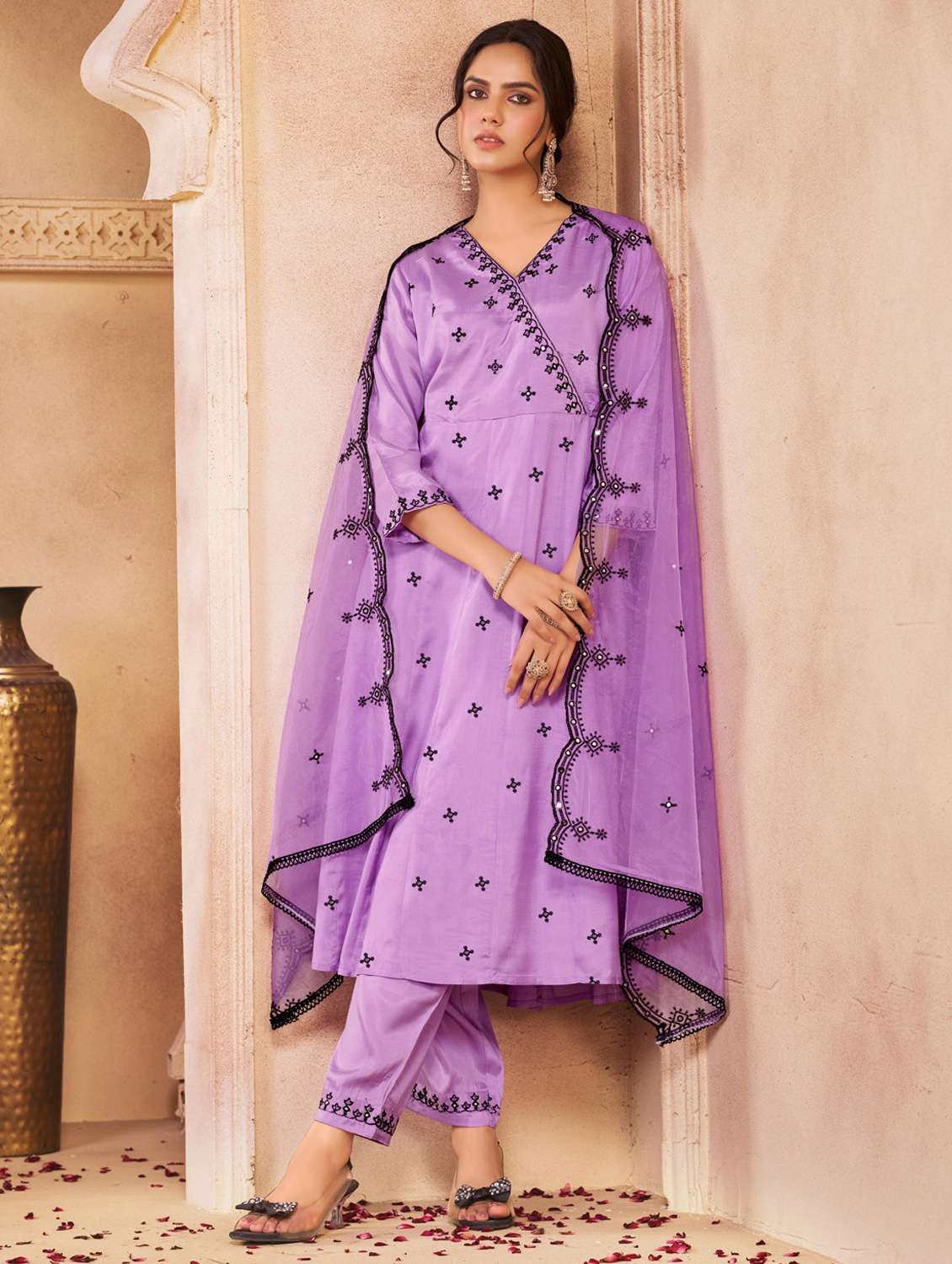 women solid with work three quarter sleeve kurta pant with dupatta set - 22286535 -  Standard Image - 2