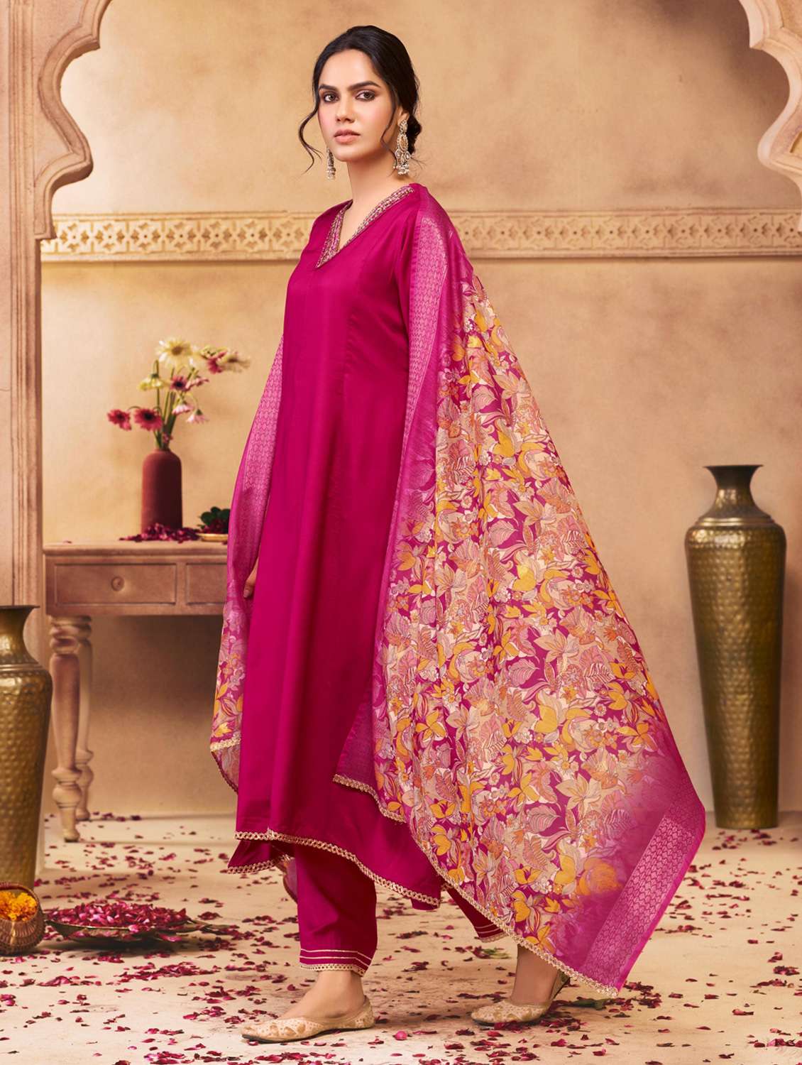 women solid three quarter sleeve kurta pant with dupatta set - 22286540 -  Standard Image - 2