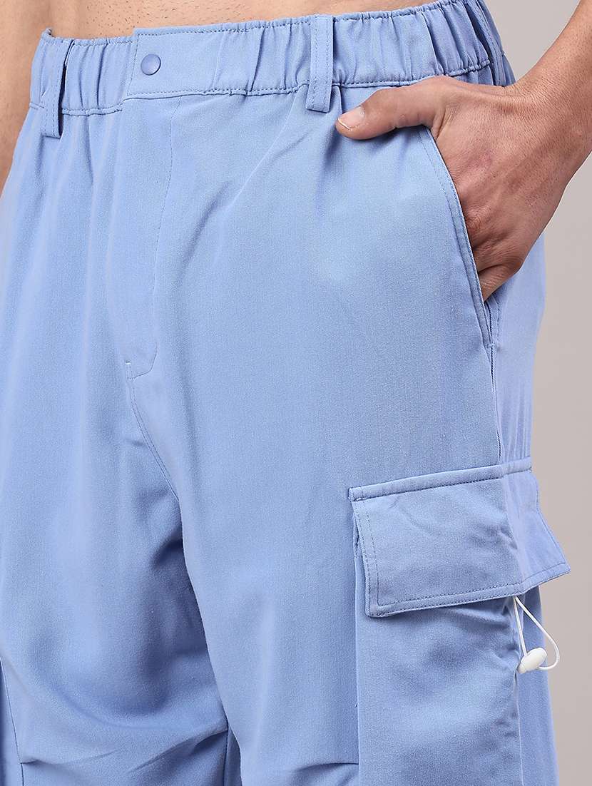 men solid mid rise regular fit cargo - 22286920 -  Standard Image - 2