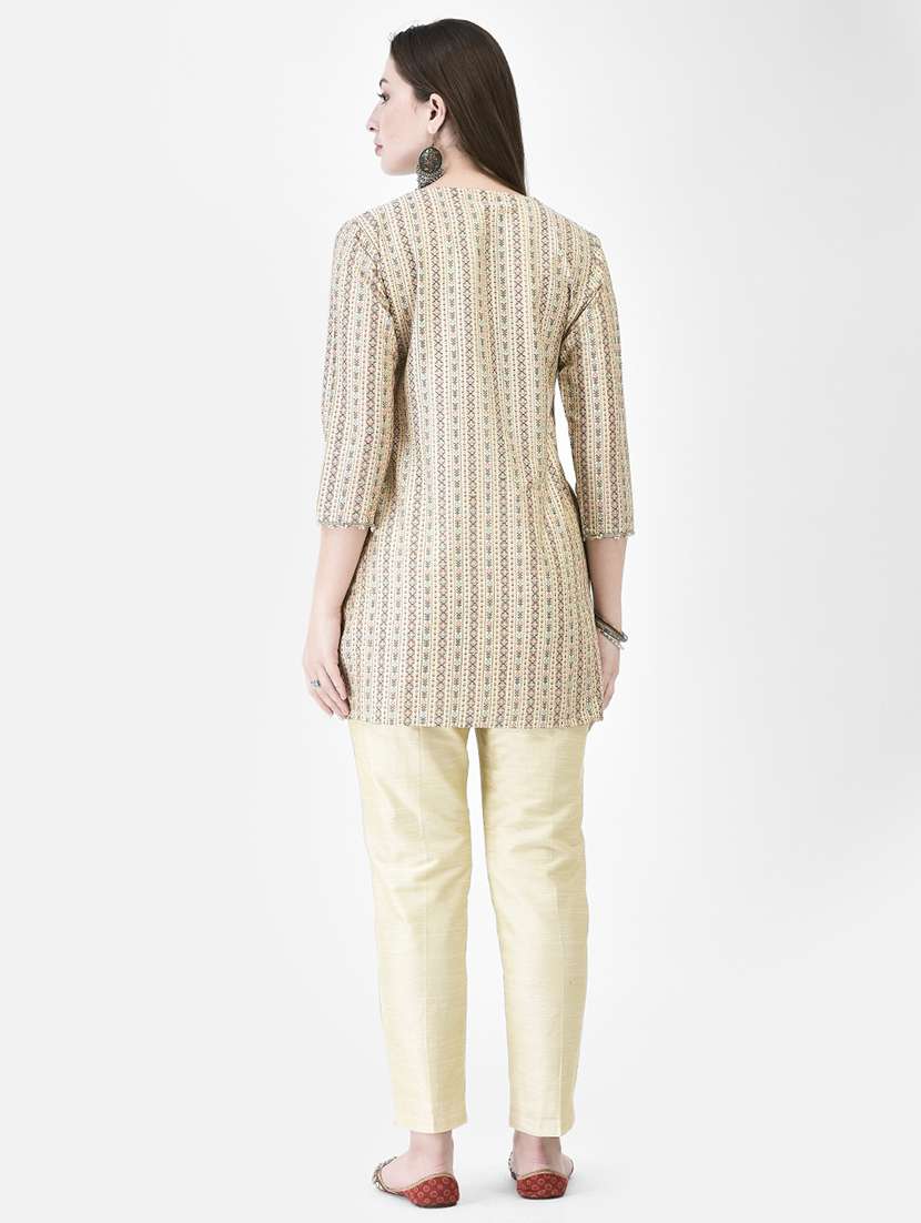 women printed three quarter sleeve straight kurti - 22287112 -  Standard Image - 2