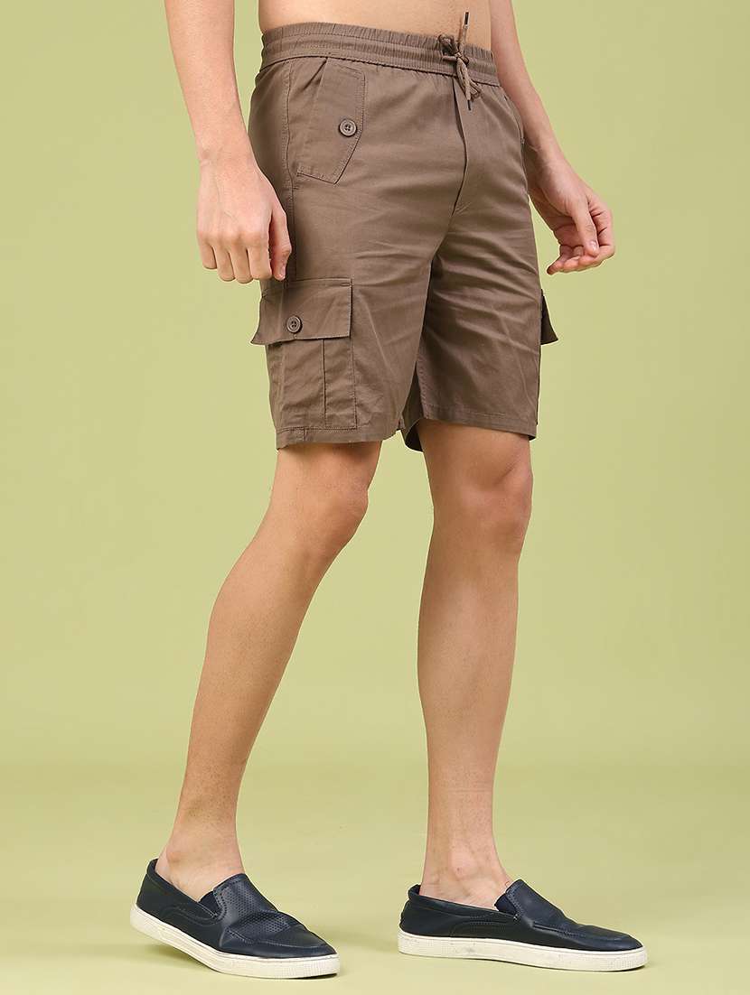 men solid mid rise regular fit cargo shorts - 22287385 -  Standard Image - 2