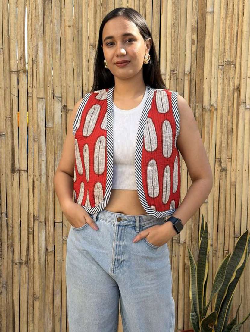 women printed mandarin neck sleeveless jacket - 22287693 -  Standard Image - 2