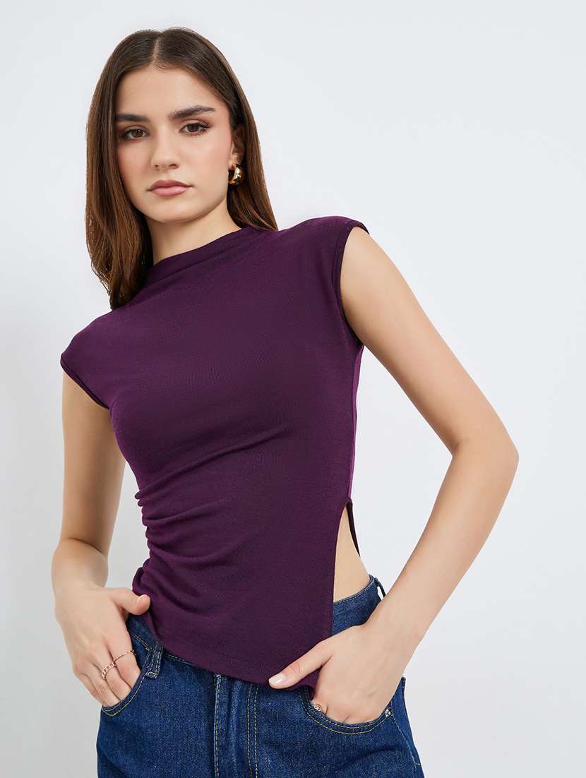 women solid sleevless asymmetric top