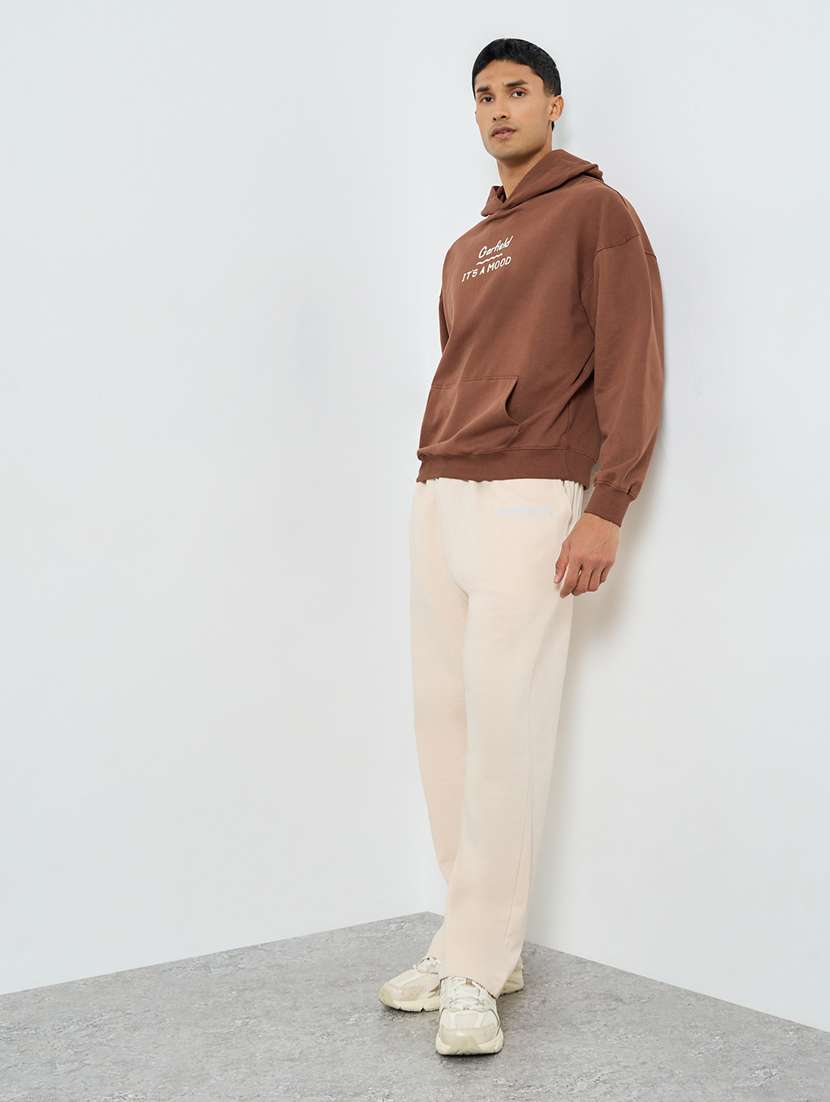 men solid mid rise relaxed fit track pant - 22287914 -  Standard Image - 2