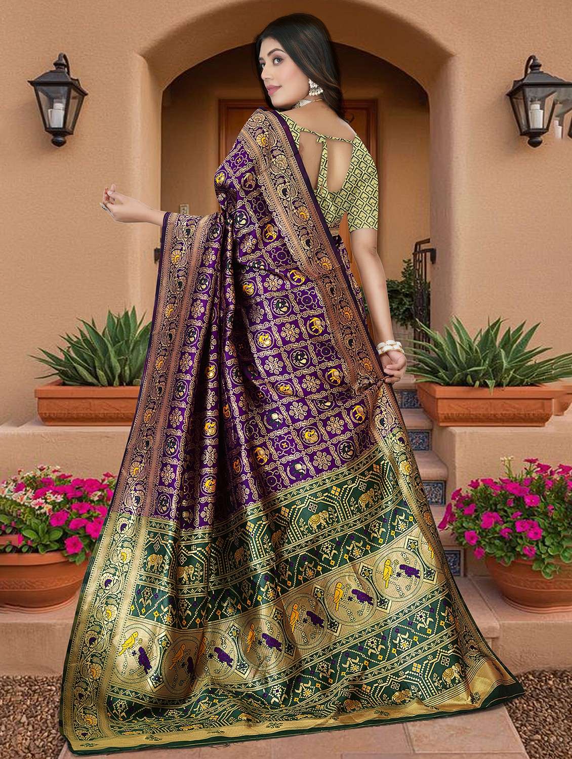 women self design banarasi saree with blouse - 22289197 -  Standard Image - 2