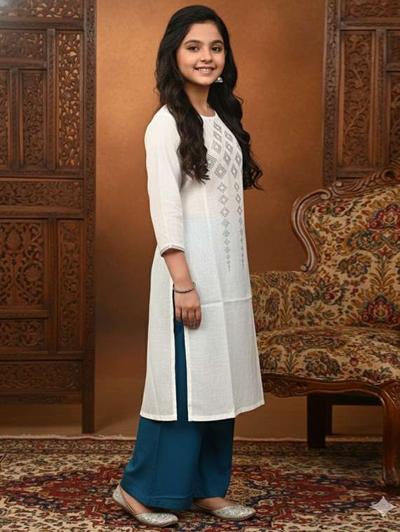 girls three quarter sleeve straight kurta - 22289321 -  Standard Image - 2