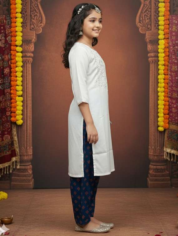 girls three quarter sleeve straight kurta - 22289338 -  Standard Image - 2