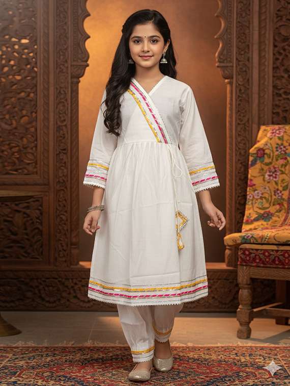girls three quarter sleeve kurta and salwar set 