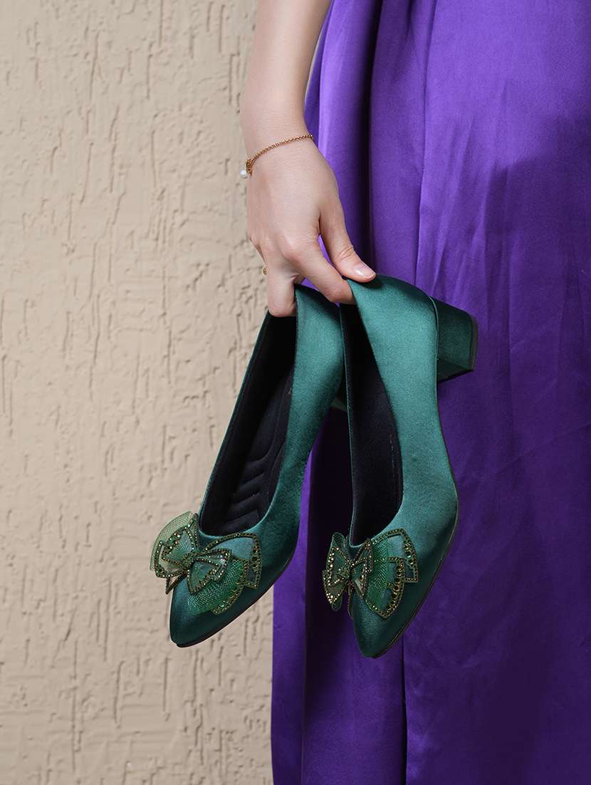 women solid slip on pump - 22292194 -  Standard Image - 2
