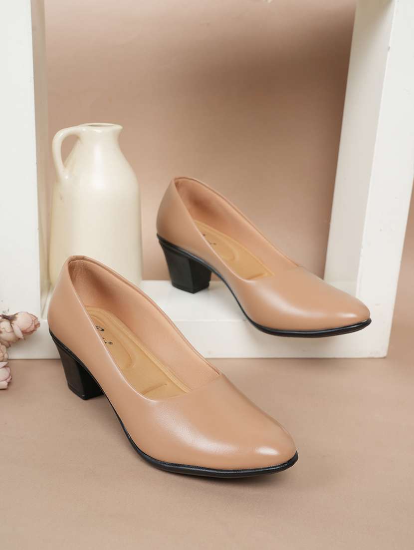 women solid slip on pump