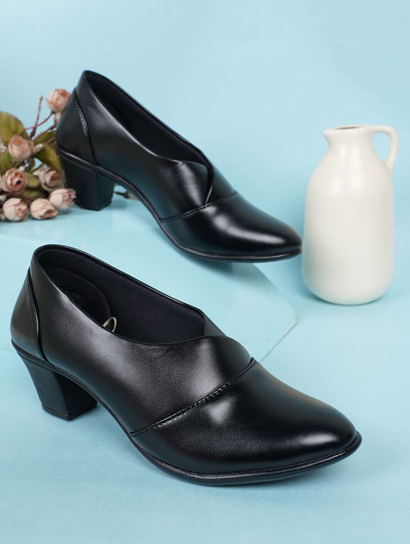 women solid slip on pump