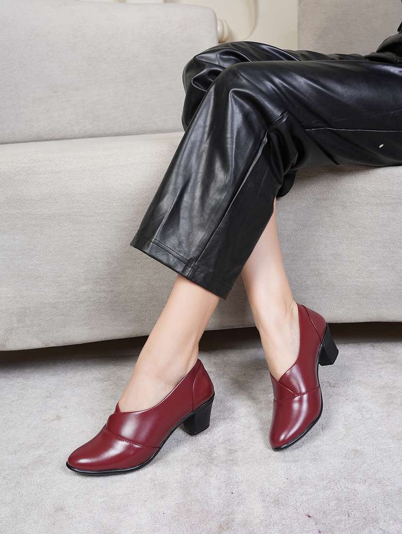 women solid slip on pump - 22292204 -  Standard Image - 2