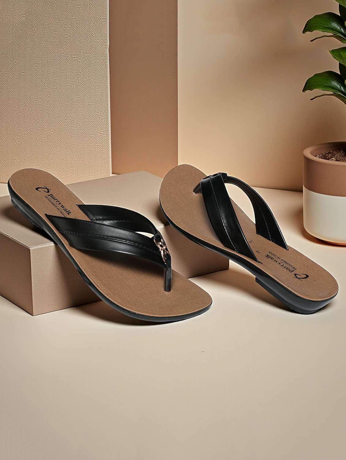 women solid slip on flat sandals