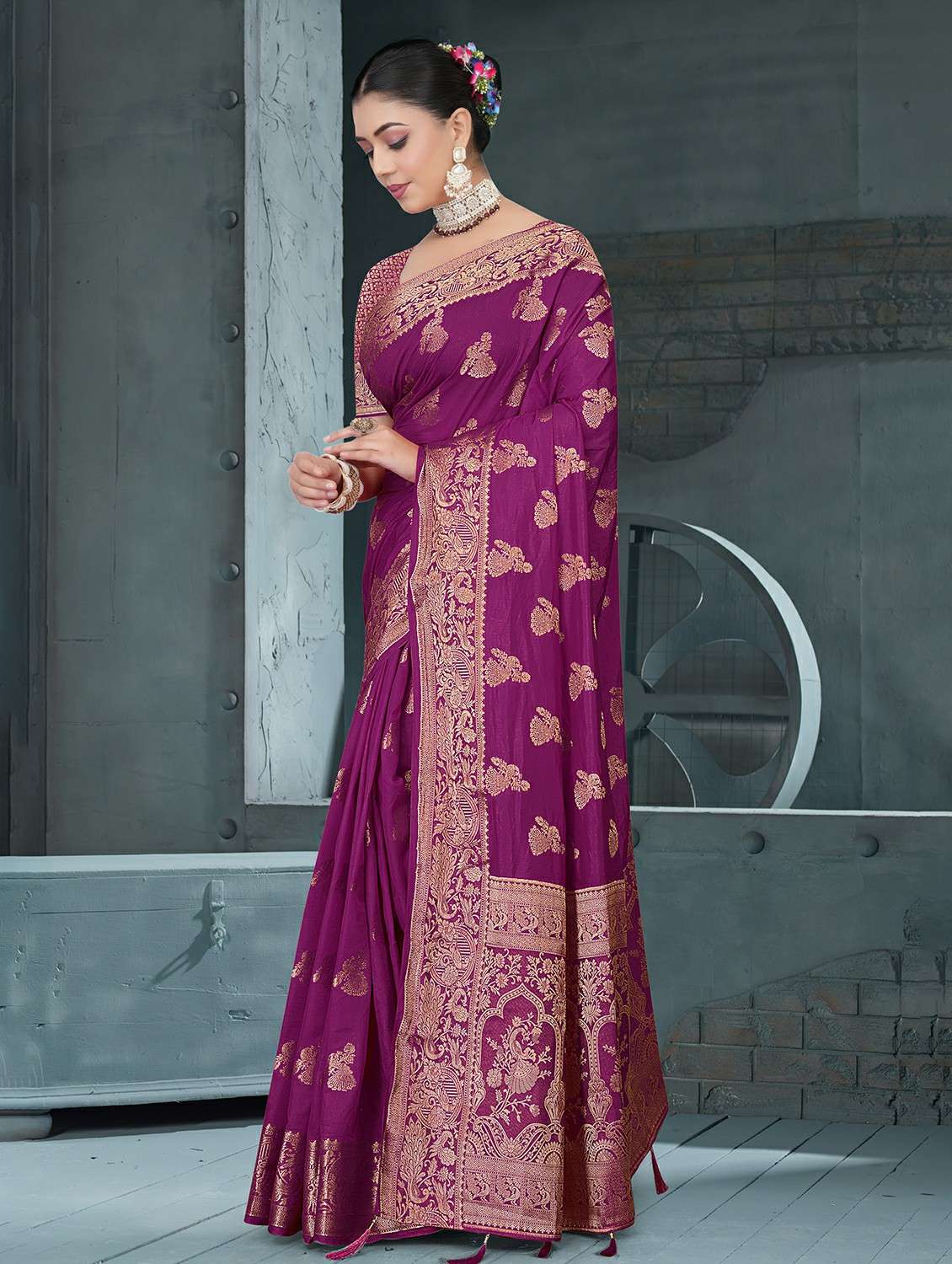 women self design banarasi saree with blouse - 22292575 -  Standard Image - 2