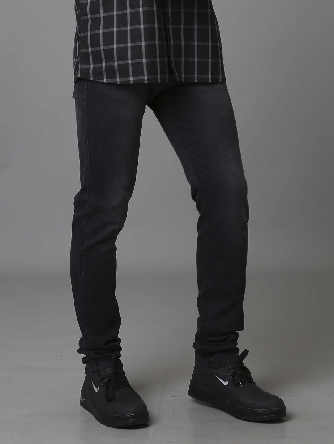 men washed mid rise full length jeans