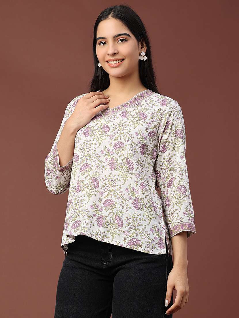 women floral printed three quarter sleeve straight kurti - 22293229 -  Standard Image - 2