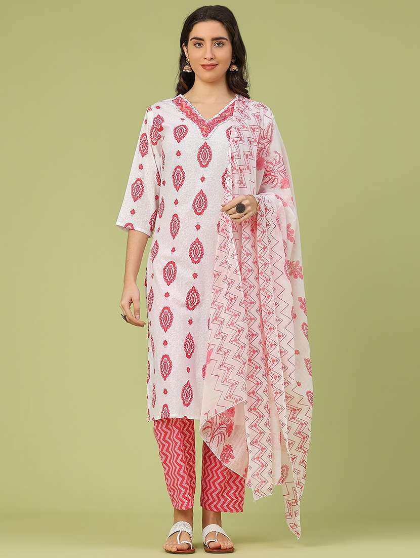 women printed three quarter sleeve kurta pant with dupatta set