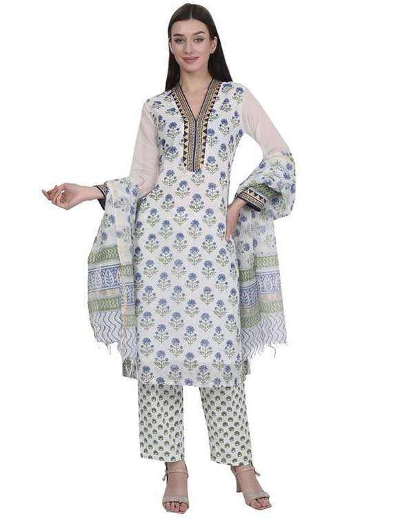 women printed three quarter sleeve straight kurta