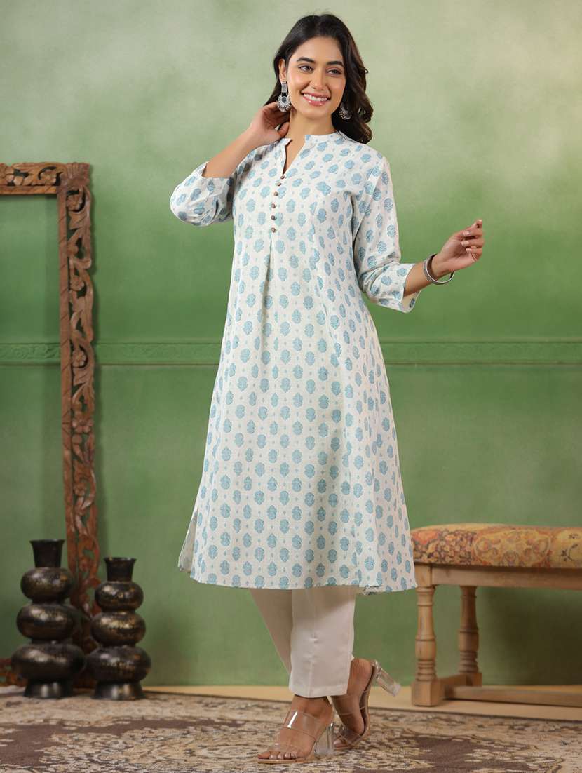 Women Floral Three Quarter Sleeve Kurta Pant Set - 22294990 -  Standard Image - 2