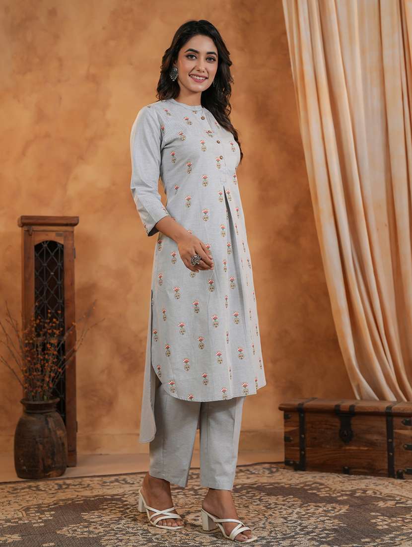 women printed three quarter sleeve kurta pant set - 22294992 -  Standard Image - 2