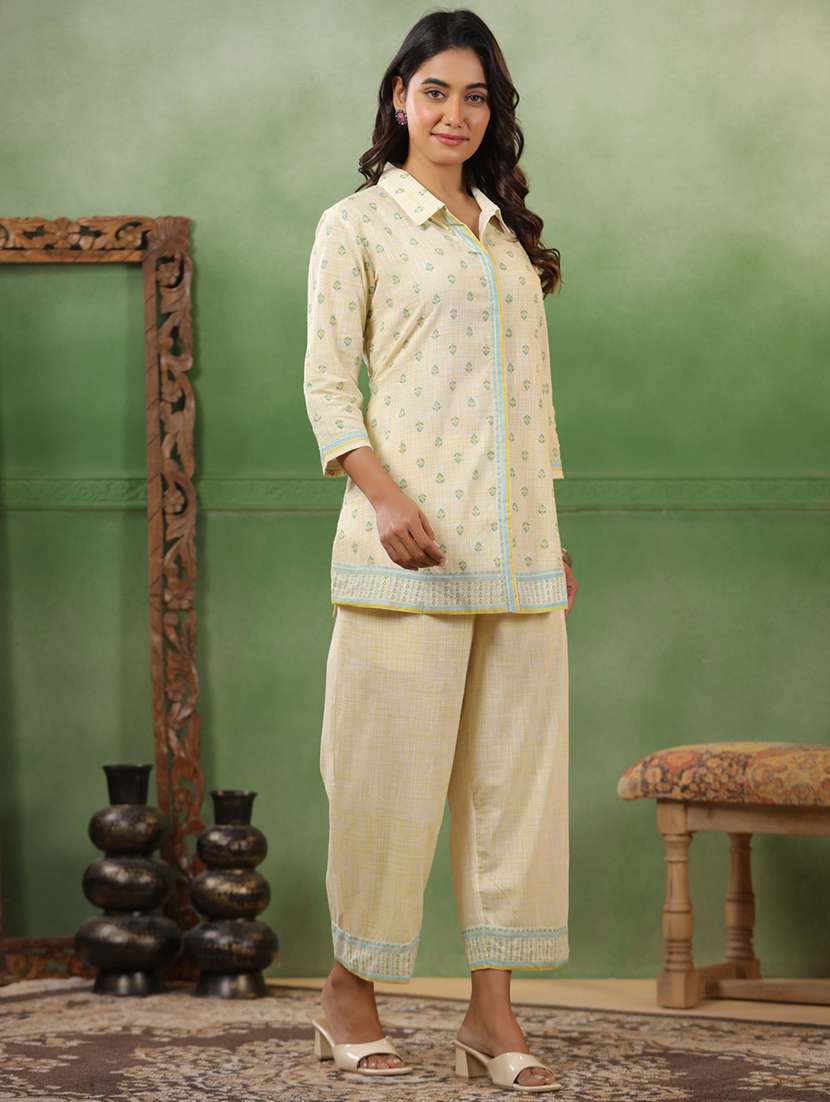 women printed three quarter sleeve ethnic co-ord set - 22294996 -  Standard Image - 2