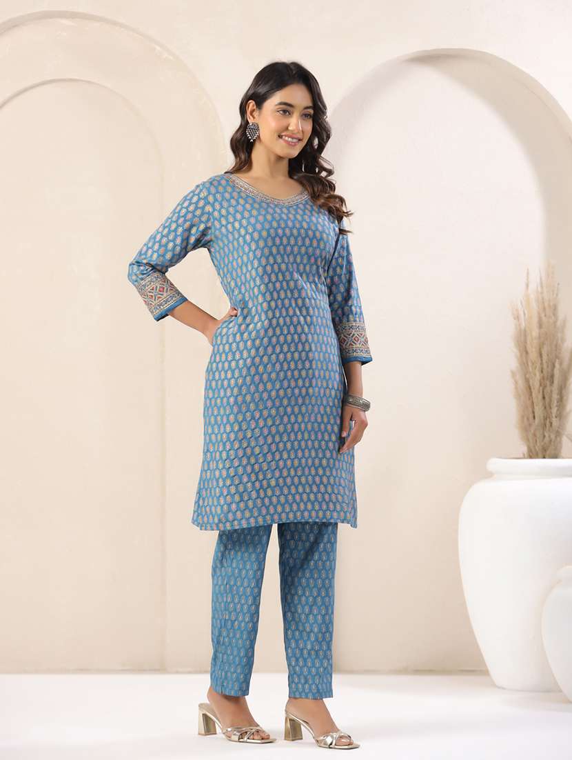 Women Printed Three Quarter Sleeve Kurta Pant Set - 22295008 -  Standard Image - 2
